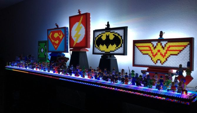 Justice League LEGO Mosaic set featuring Wonder Woman, Batman, The Flash, Superman, Green Lantern